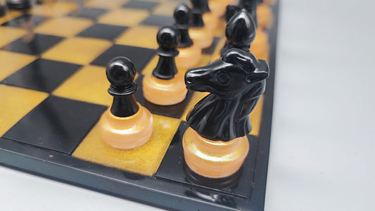 Premium Schachbrett – Spielkunst in ihrer edelsten Form