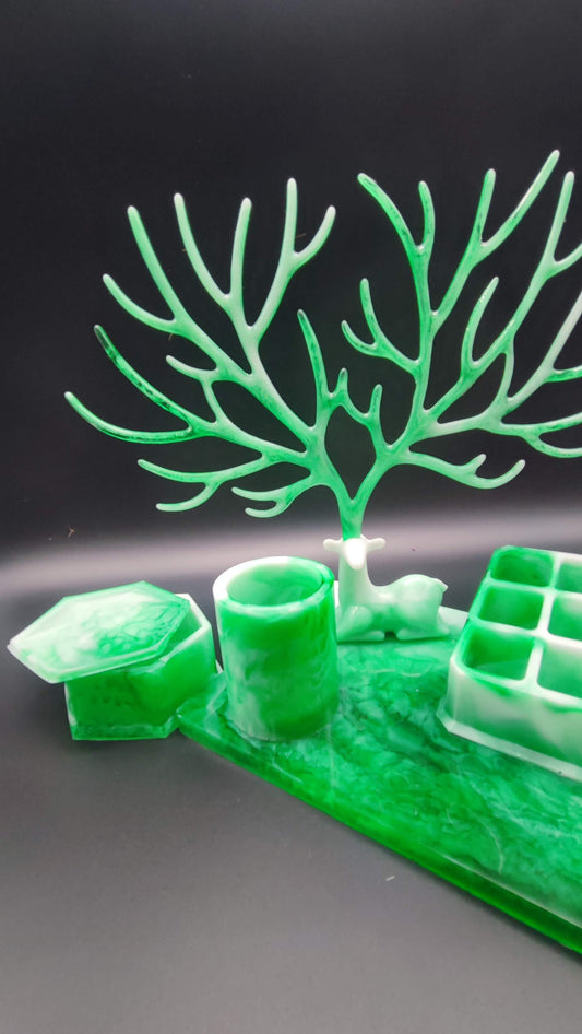 Beauty Ständer - Geweih trifft Eleganz