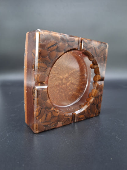 Aschenbecher aus Epoxidharz – bunt. stabil. einzigartig