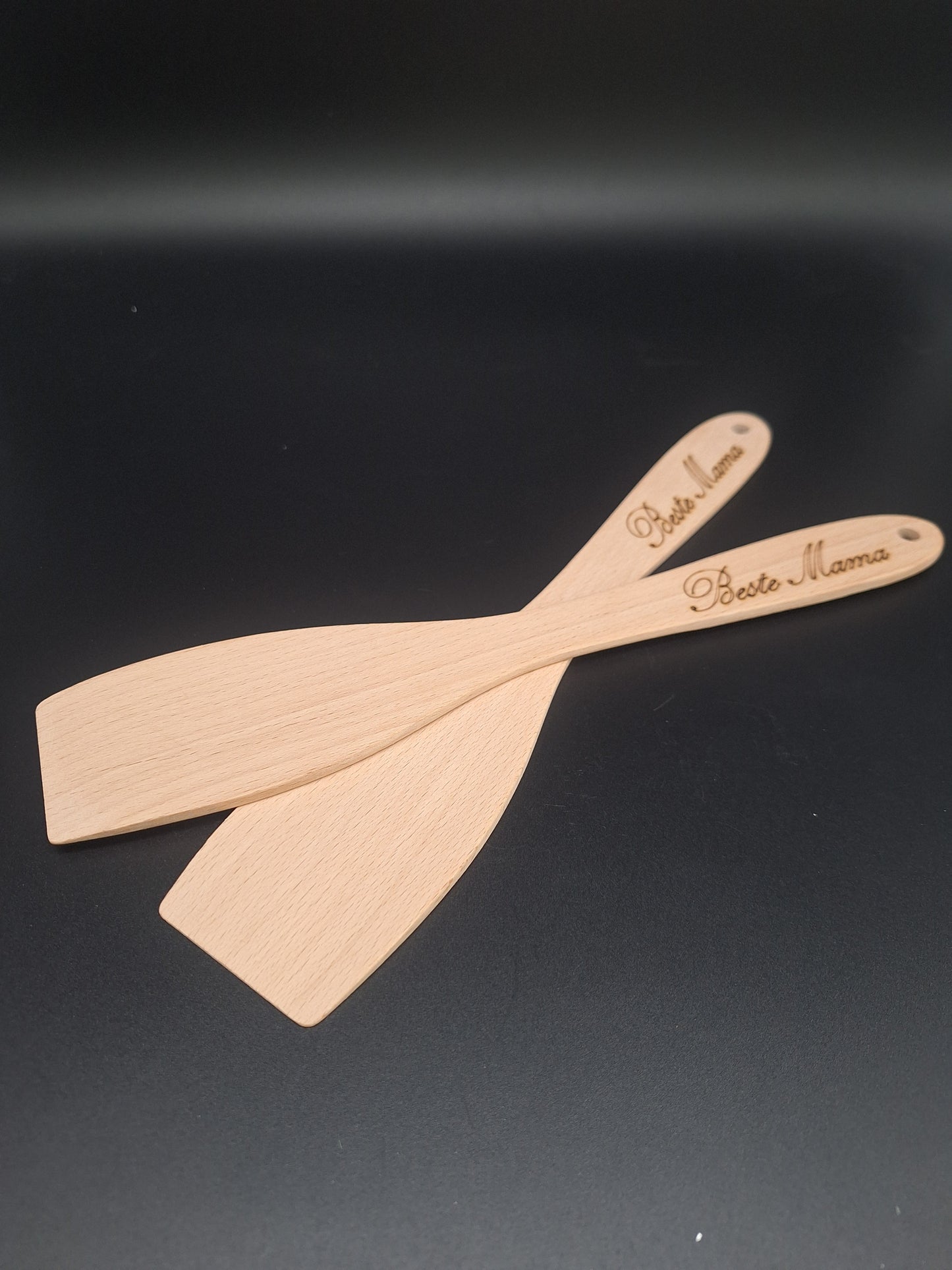 Personalisierbarer Pfannenwender aus Holz mit Gravur | Wunschtext möglich