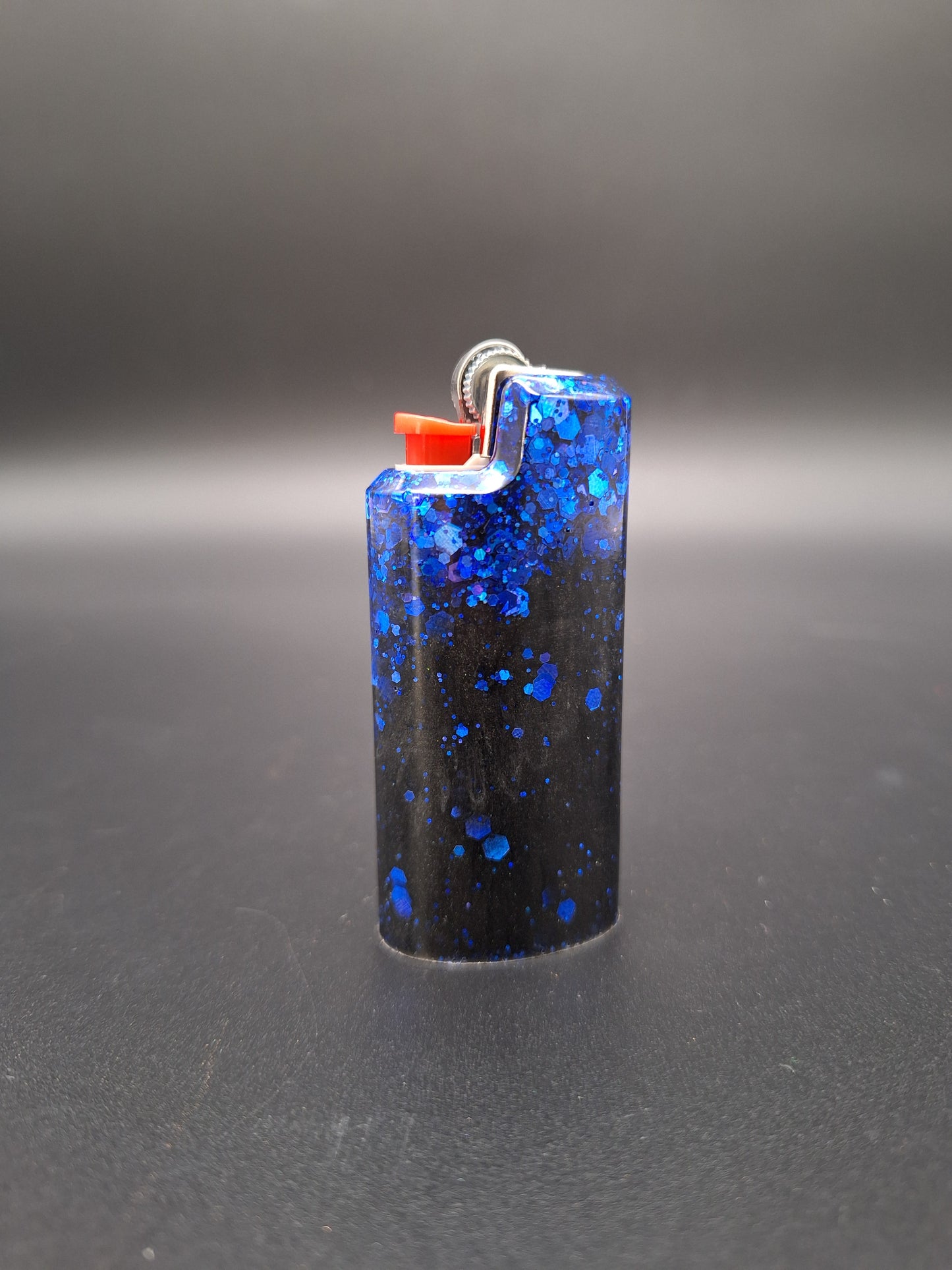 BIC Feuerzeug mit schützender Hülle – Stil trifft Funktion