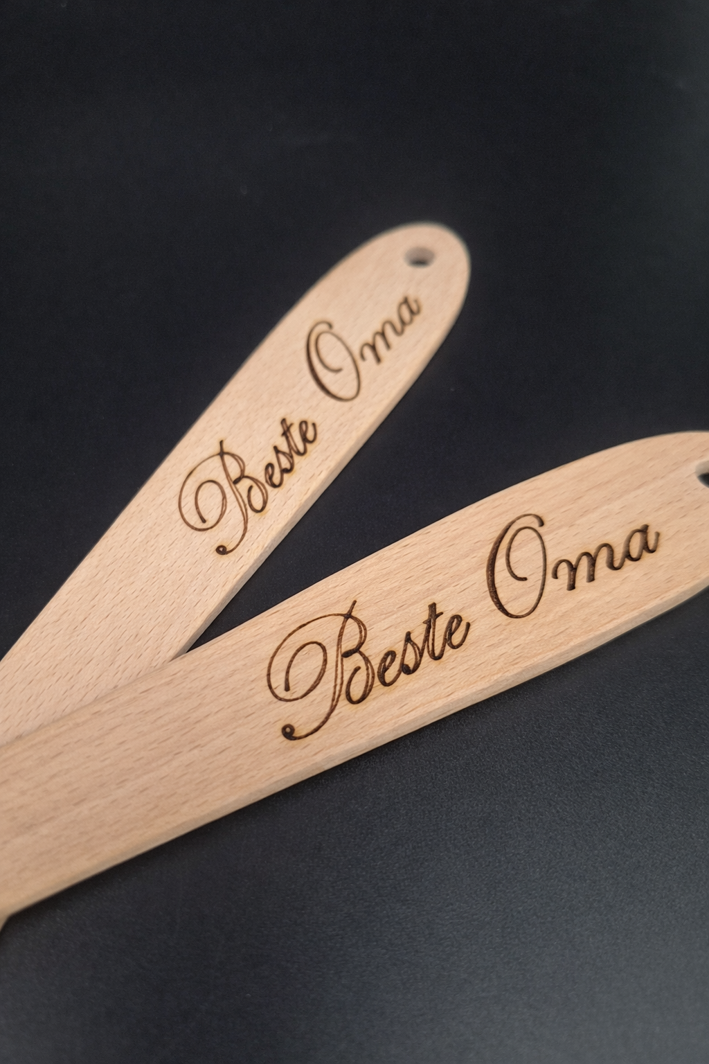 Personalisierbarer Pfannenwender aus Holz mit Gravur | Wunschtext möglich