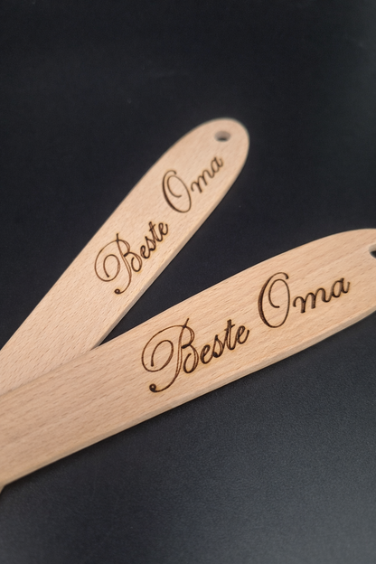 Personalisierbarer Pfannenwender aus Holz mit Gravur | Wunschtext möglich