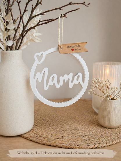 Dekoanhänger „Mama“ Handmade Herzkranz