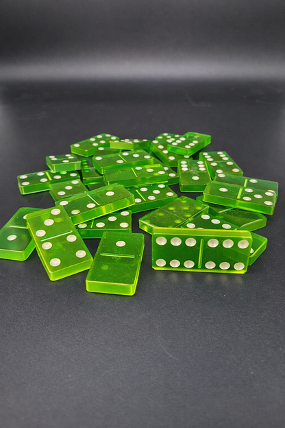 Handgegossenes Domino – 28-teiliges Deko- & Spielset