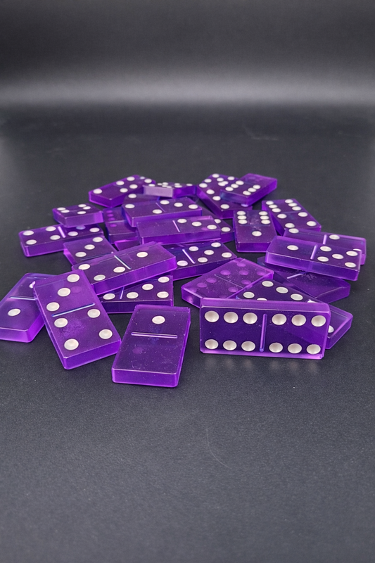 Handgegossenes Domino – 28-teiliges Deko- & Spielset