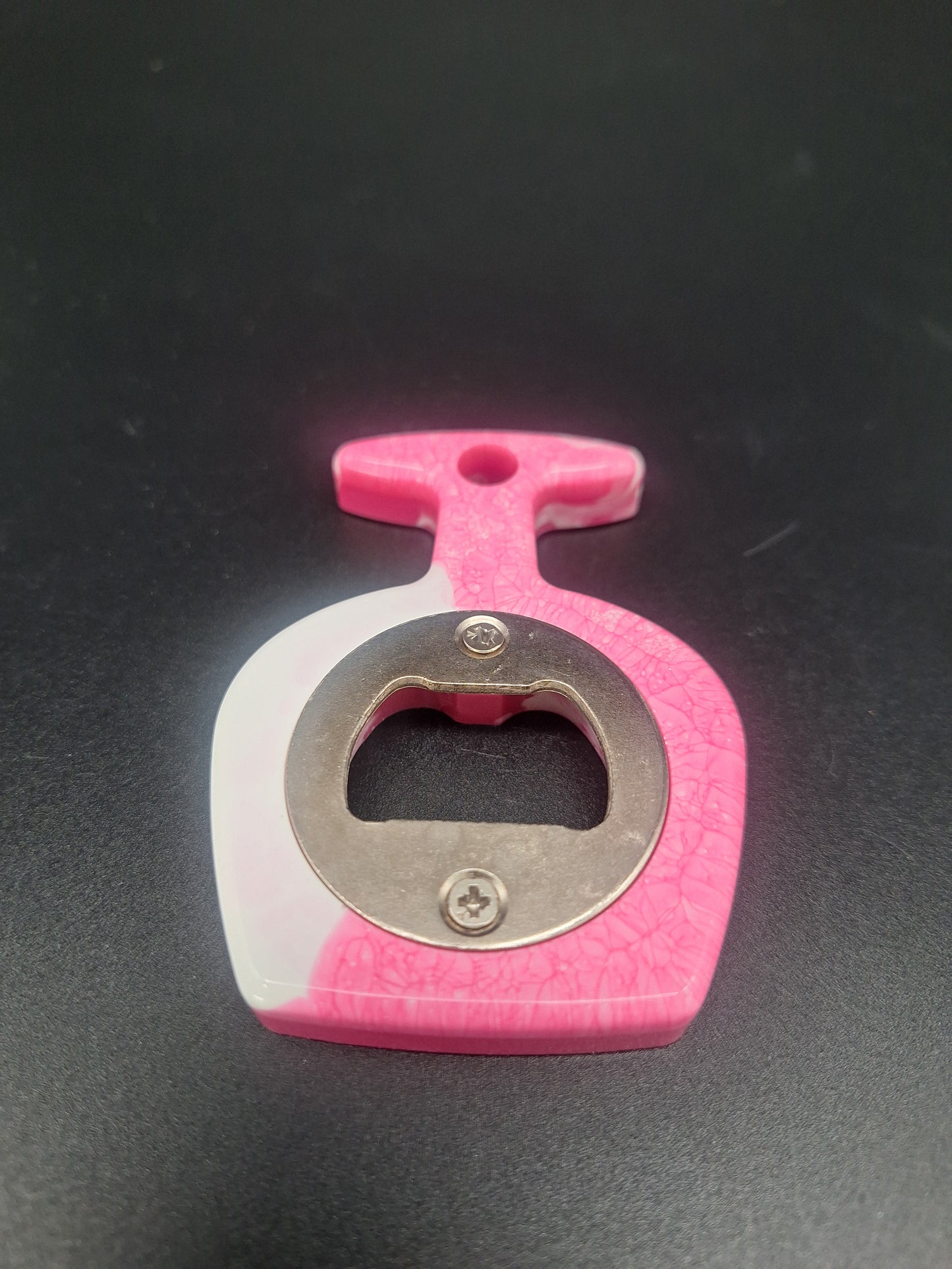 Flaschenöffner aus Epoxidharz – stylisch. handlich. immer einsatzbereit