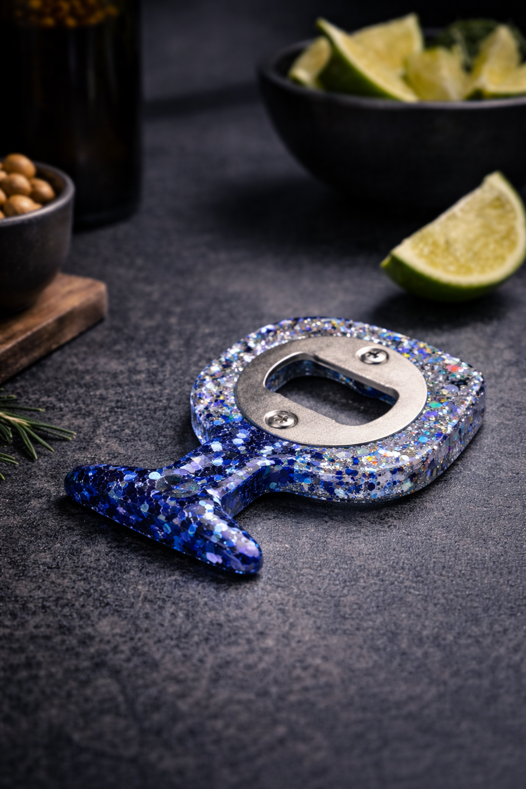 Flaschenöffner aus Epoxidharz – stylisch. handlich. immer einsatzbereit