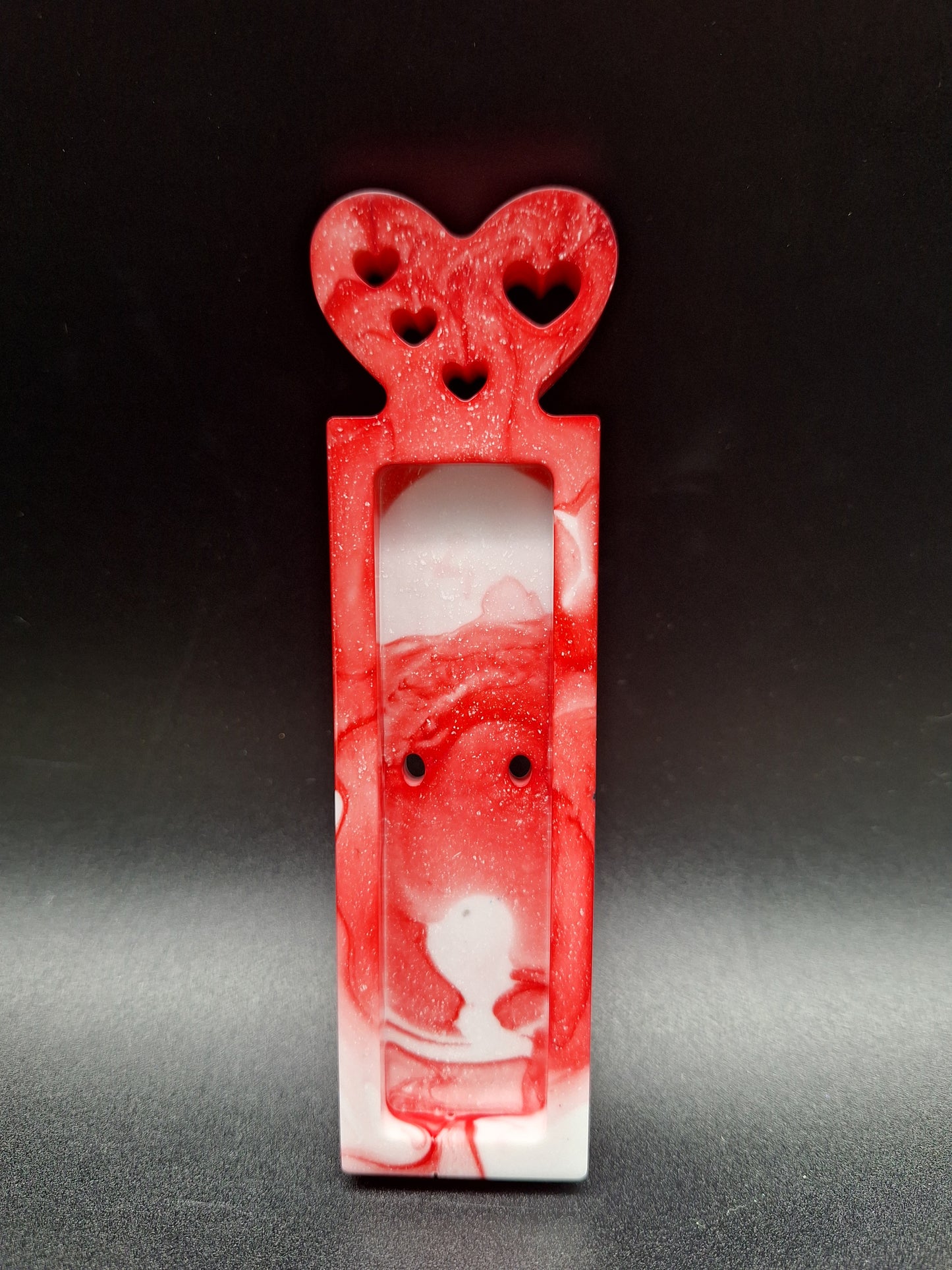 Geldgeschenk aus Epoxidharz Herz handmade Geschenkidee