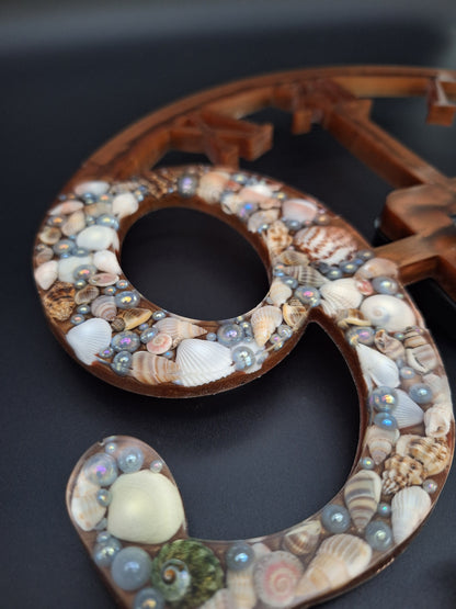 Design-Wanduhr mit römischen Ziffern – Stil trifft auf Zeitgefühl