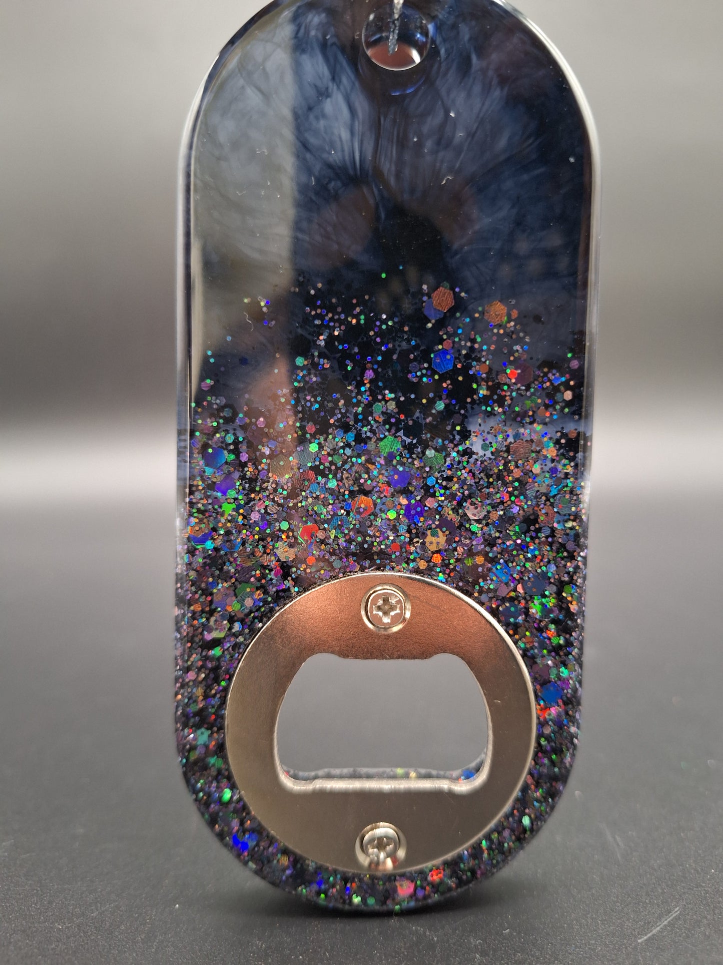 Flaschenöffner aus Epoxidharz – stylisch. handlich. immer einsatzbereit